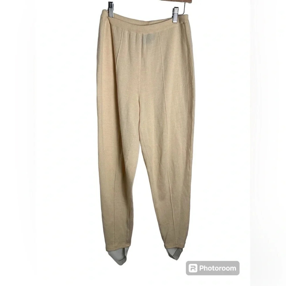 Vintage Jeanne Pierre Cozy Cream Stirrup Pants size Medium